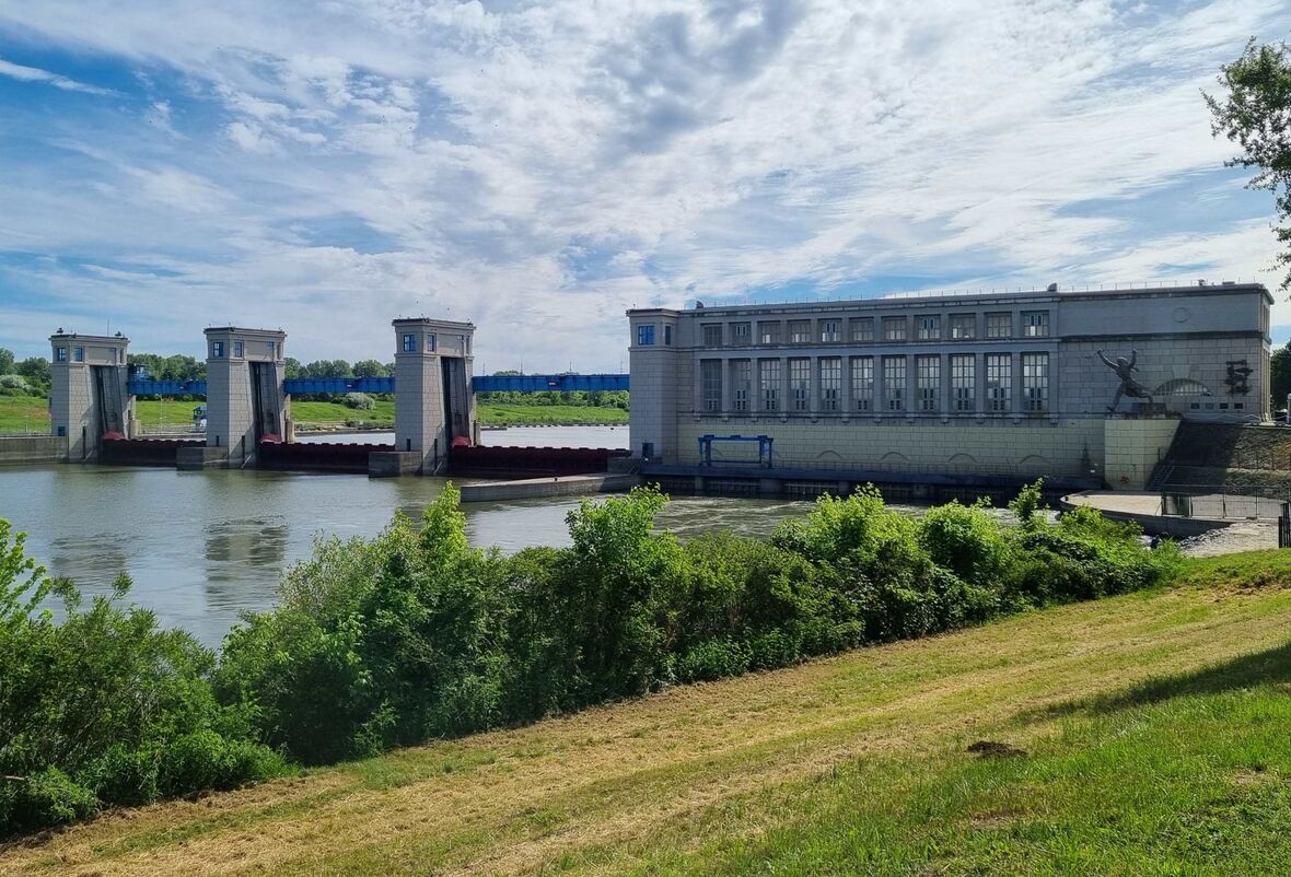 Tiszalök vízlépcső