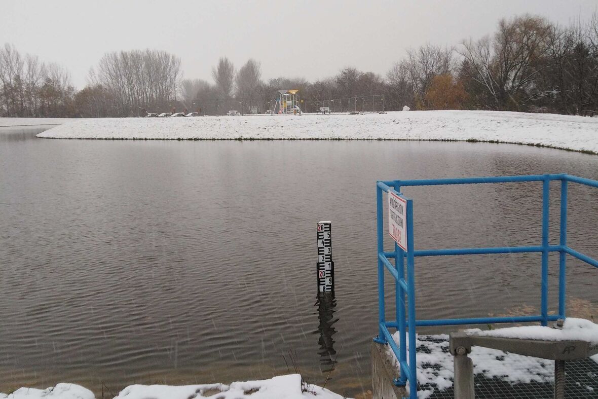 Vezér úti tározó téli kép