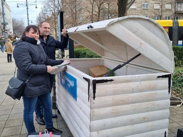 Adventi adománygyűjtés